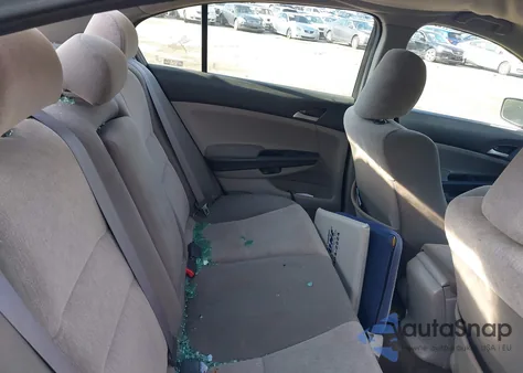 2010 Honda Accord 2.4 Lx z USA, uszkodzony, nr VIN 1HGCP2F3XAA133657